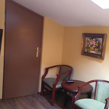 Villa Podkowa Podkowa Leśna Dış mekan fotoğraf